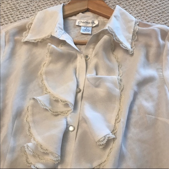 Chadwick’s woman’s shirt - Picture 2 of 7